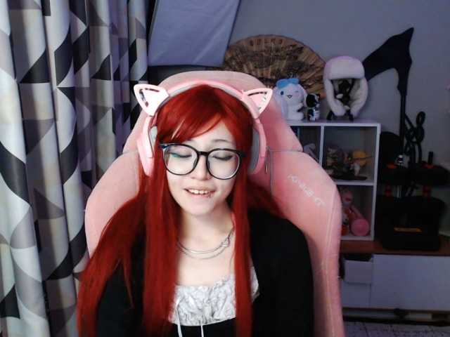 GertieCoach live cam on BongaCams