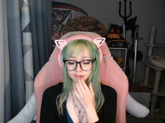 GertieCoach live cam on BongaCams