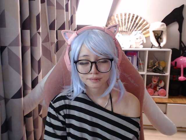 GertieCoach live cam on BongaCams