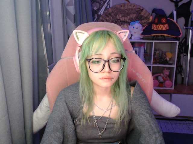 GertieCoach live cam on BongaCams