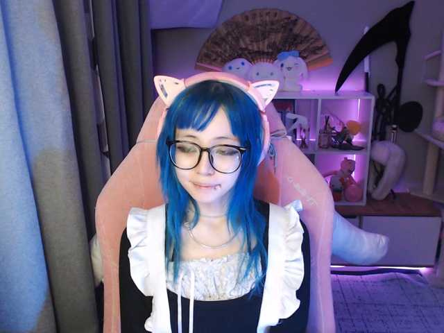 GertieCoach live cam on BongaCams