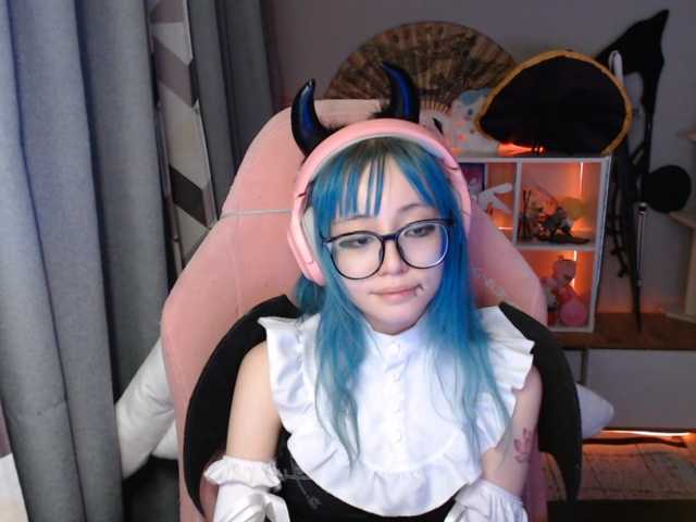 GertieCoach live cam on BongaCams