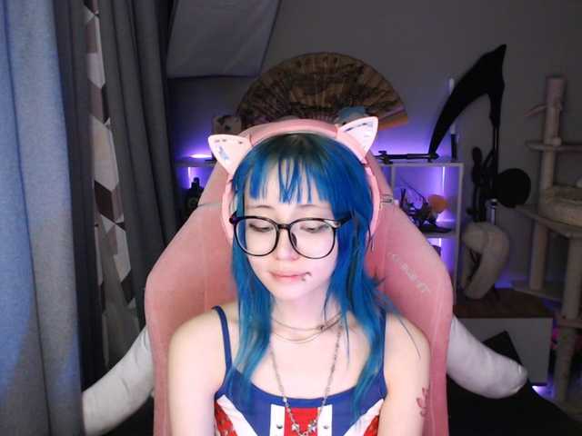 GertieCoach live cam on BongaCams