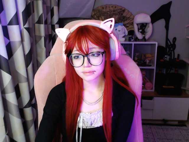 GertieCoach live cam on BongaCams