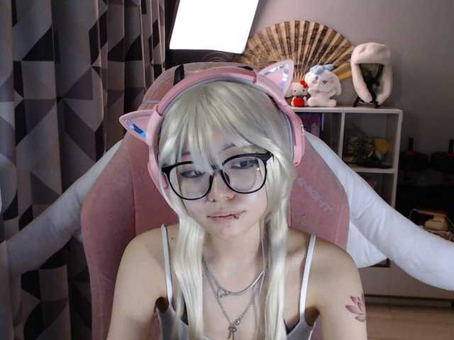 GertieCoach live cam on BongaCams