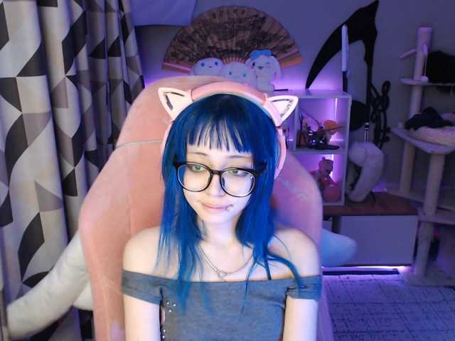 GertieCoach live cam on BongaCams