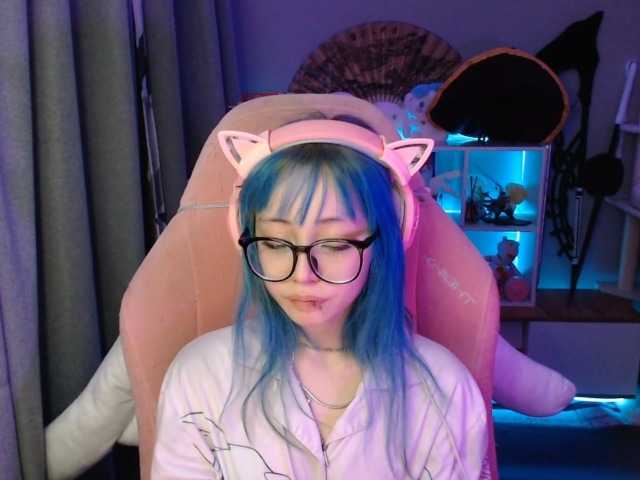 GertieCoach live cam on BongaCams