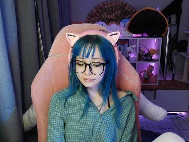 GertieCoach live cam on BongaCams