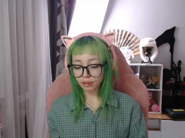 GertieCoach live cam on BongaCams
