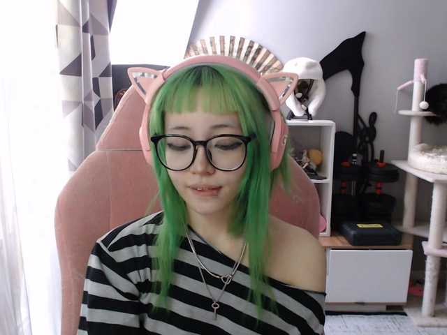 GertieCoach live webcam show