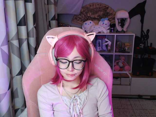 GertieCoach live cam on BongaCams