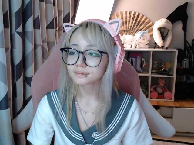 GertieCoach live cam on BongaCams
