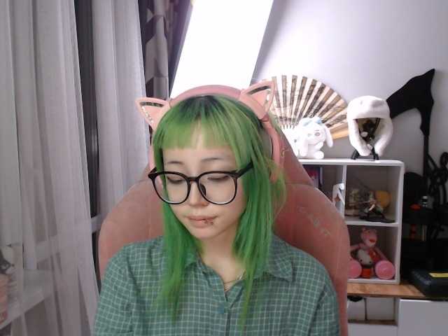 GertieCoach live cam on BongaCams
