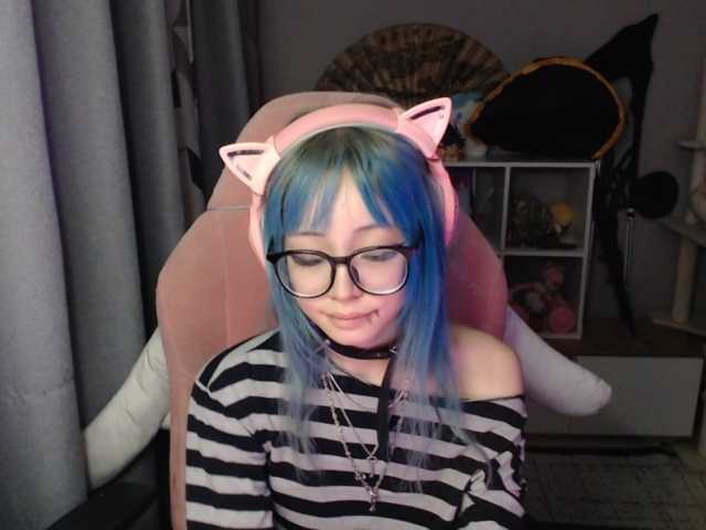GertieCoach live cam on BongaCams