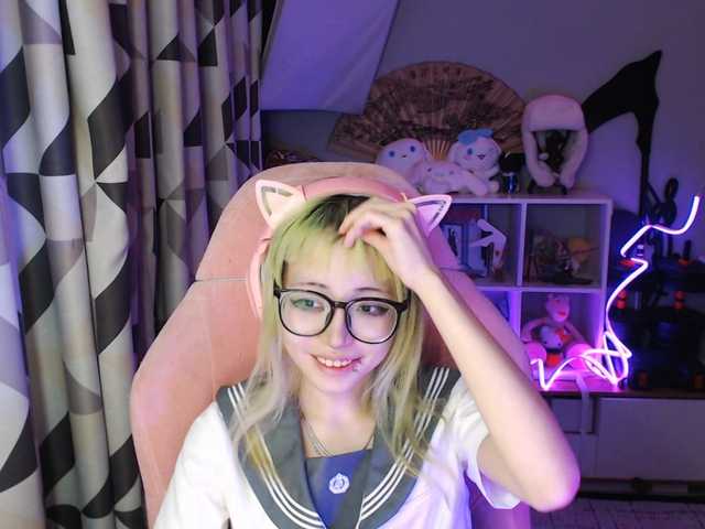 GertieCoach live cam on BongaCams