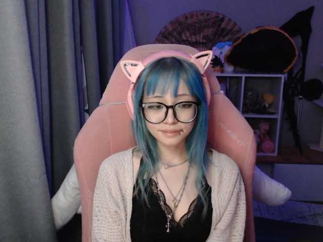 GertieCoach live cam on BongaCams