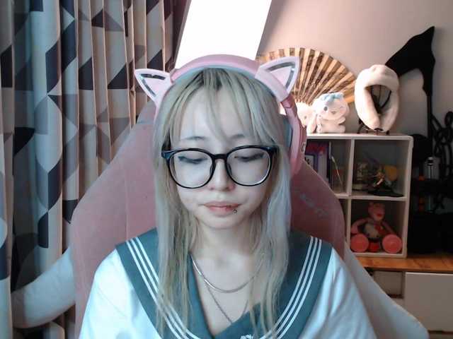 GertieCoach live cam on BongaCams