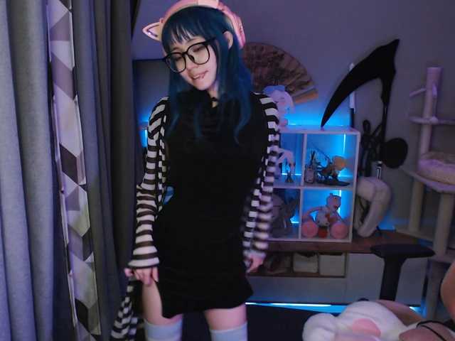 GertieCoach live cam on BongaCams