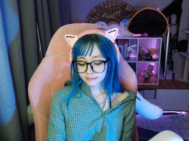 GertieCoach live cam on BongaCams