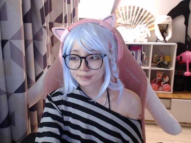 GertieCoach live cam on BongaCams