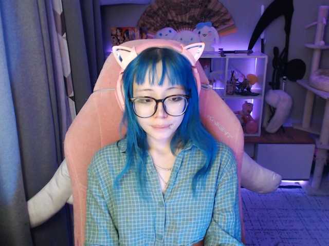 GertieCoach live cam on BongaCams