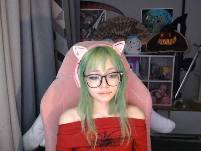 GertieCoach live cam on BongaCams