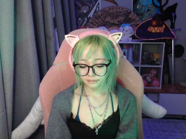 GertieCoach live cam on BongaCams