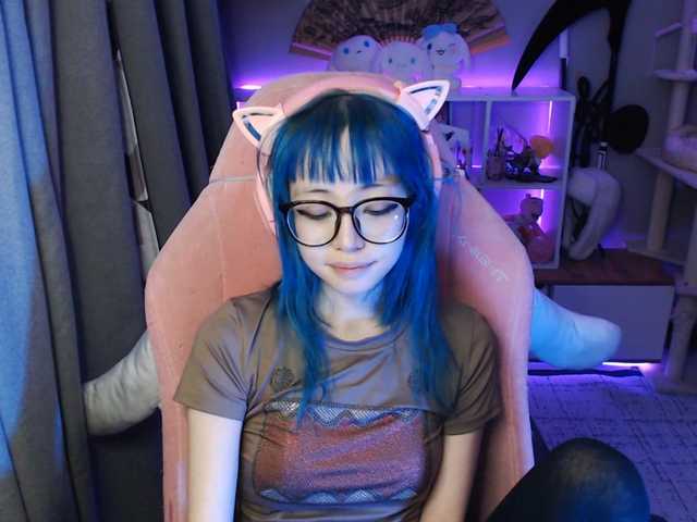 GertieCoach live cam on BongaCams