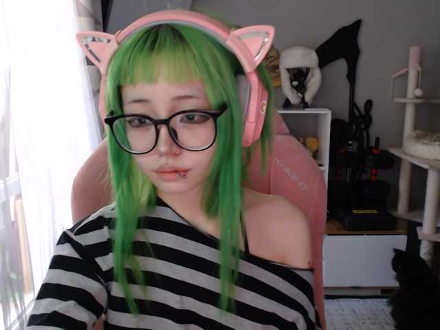 GertieCoach live cam on BongaCams