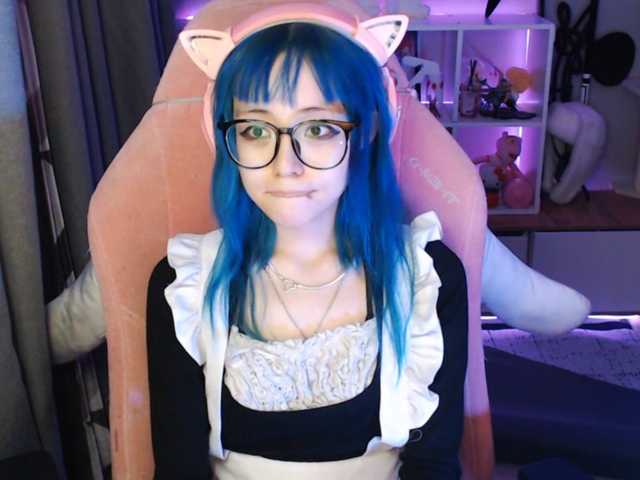 GertieCoach live cam on BongaCams