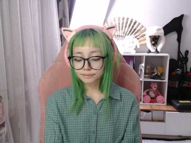 GertieCoach live cam on BongaCams