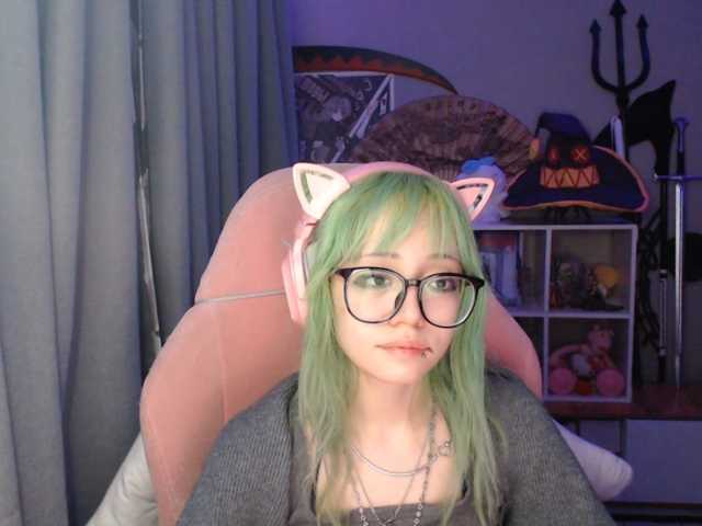 GertieCoach live cam on BongaCams
