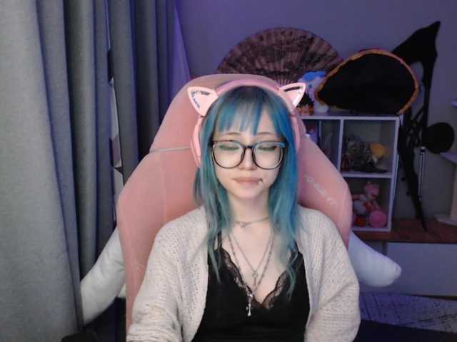 GertieCoach live cam on BongaCams