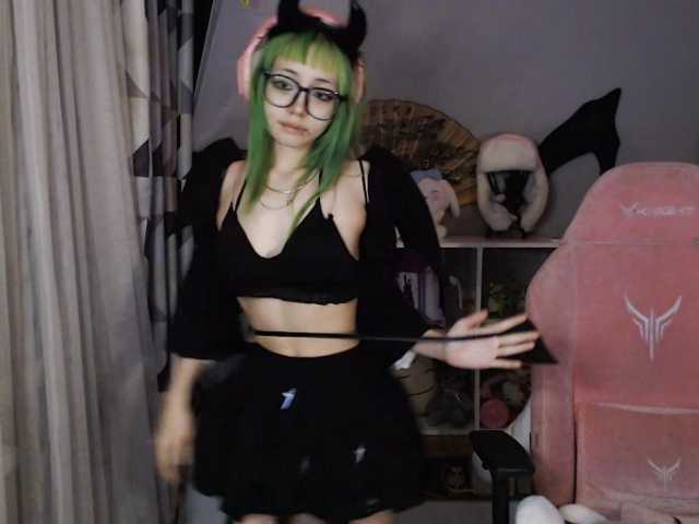GertieCoach live cam on BongaCams