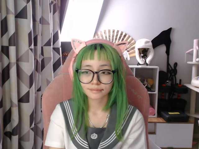 GertieCoach live webcam show