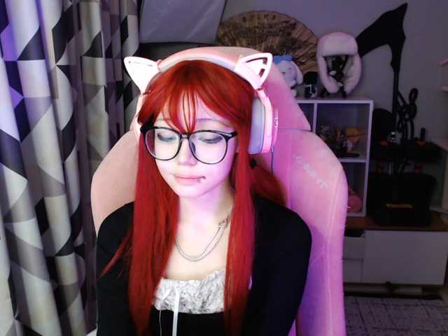 GertieCoach live cam on BongaCams