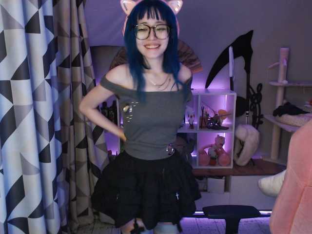 GertieCoach live cam on BongaCams