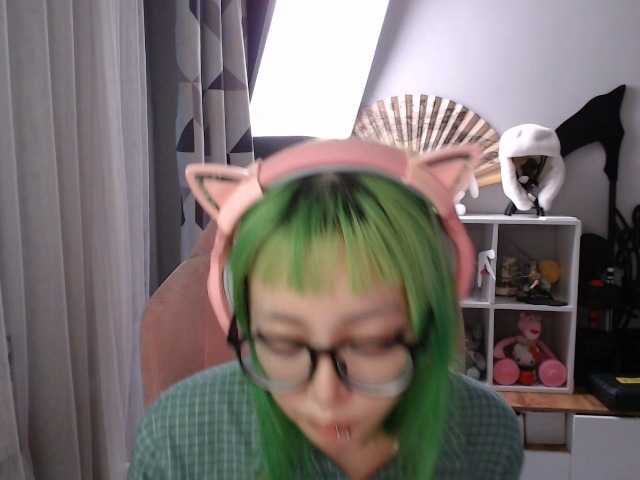 GertieCoach live webcam show