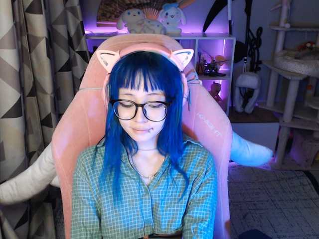GertieCoach live cam on BongaCams