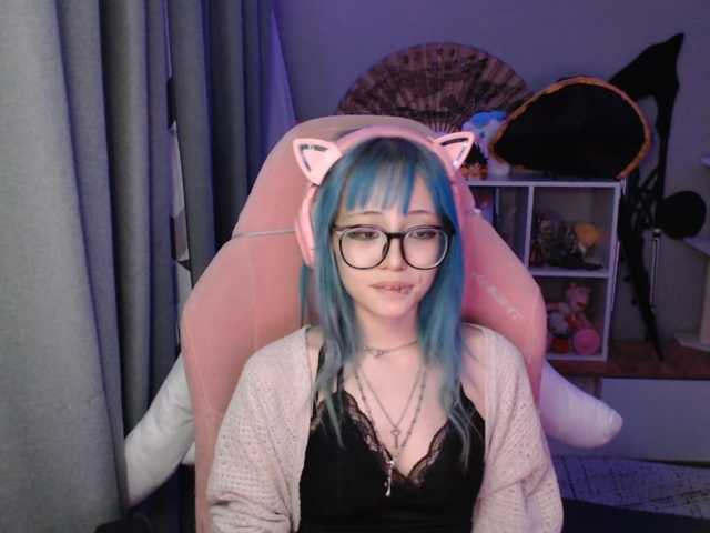 GertieCoach live cam on BongaCams