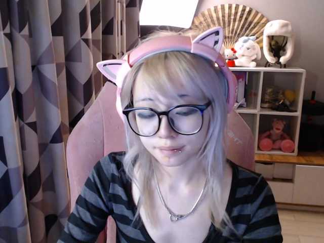 GertieCoach live cam on BongaCams
