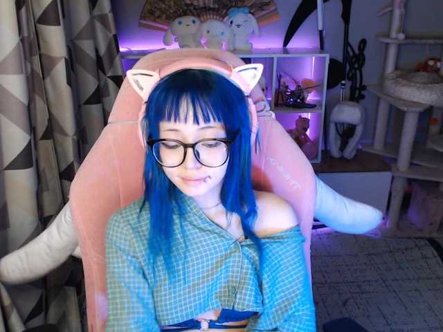 GertieCoach live cam on BongaCams