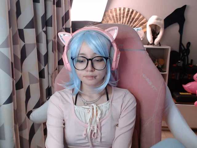 GertieCoach live cam on BongaCams