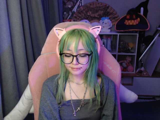 GertieCoach live cam on BongaCams