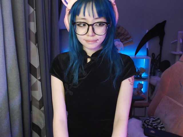 GertieCoach live cam on BongaCams