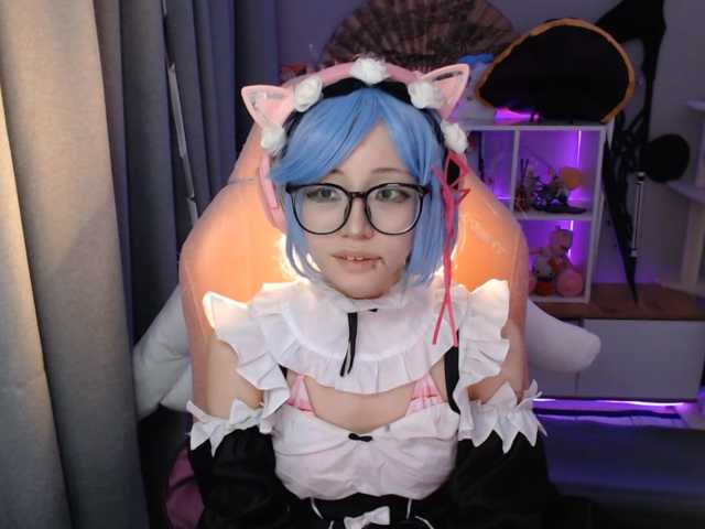 GertieCoach live cam on BongaCams