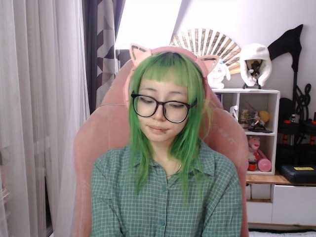 GertieCoach live webcam show