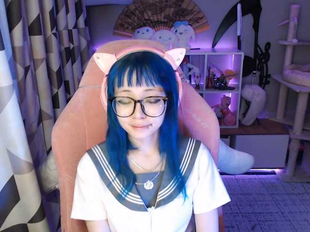 GertieCoach live cam on BongaCams