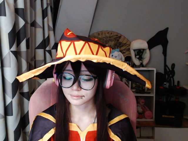 GertieCoach live cam on BongaCams