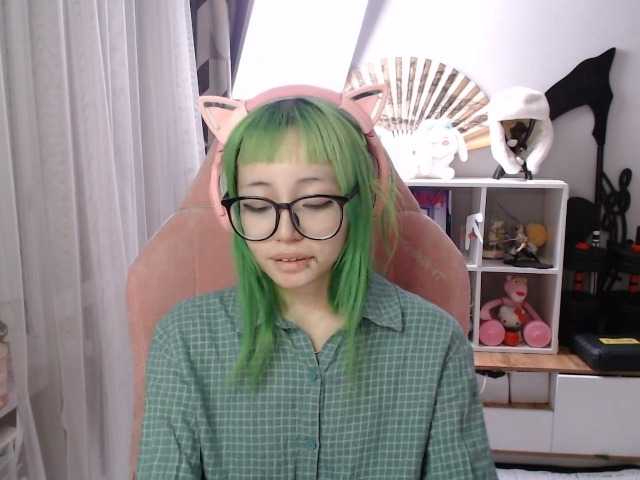 GertieCoach live webcam show
